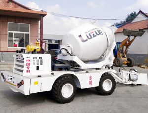 自上料攪拌車怎樣使用更省油？教你幾個小竅門！