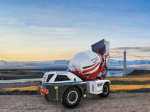 魯樽LZ3500：不容“小”覷的自動上料攪拌車